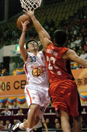 东契奇交易血赚，艾顿越打越猛，他坚信湖人阵容能够夺冠